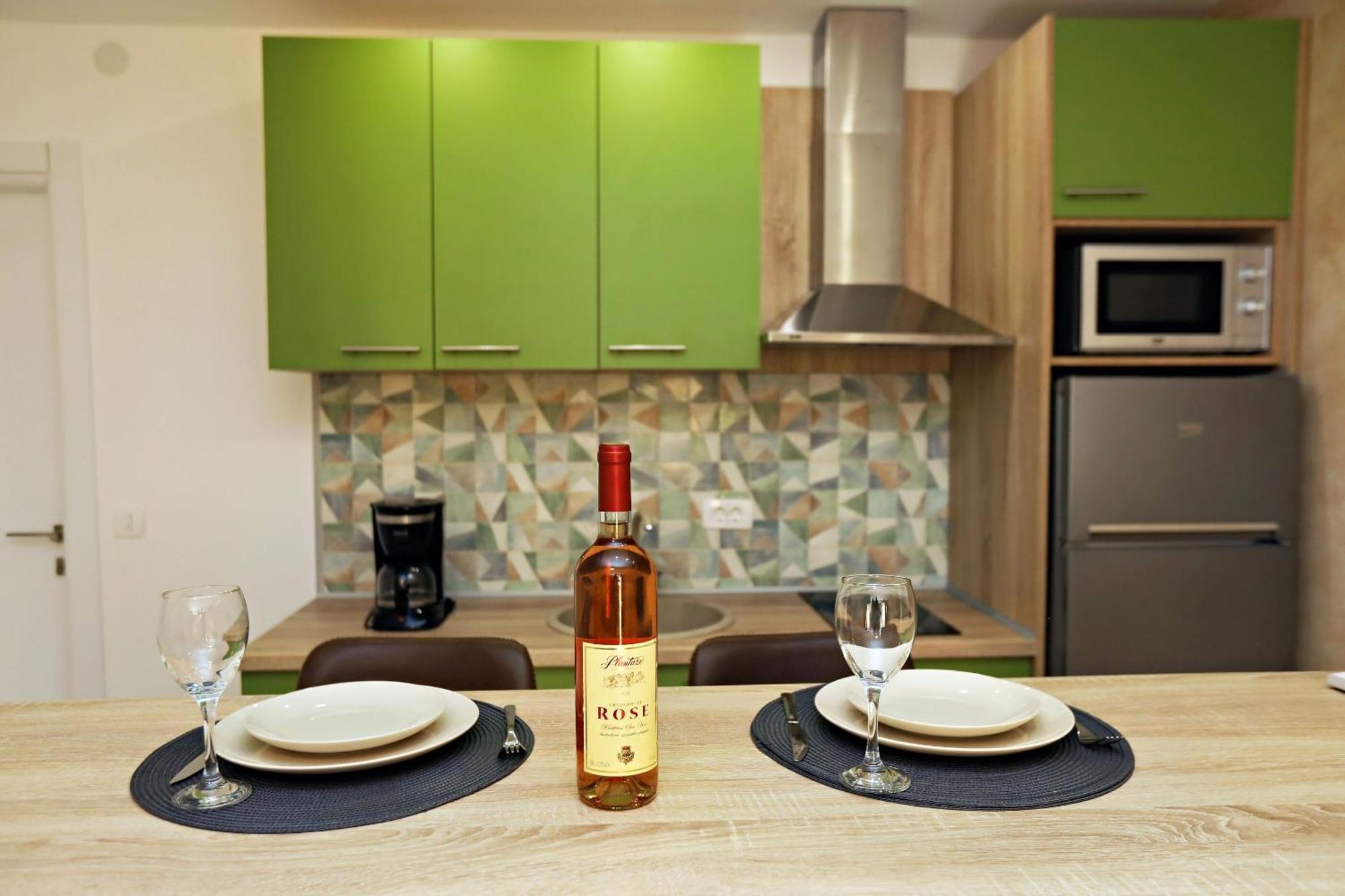Apartments Oktopus ซูโตมอเร ห้อง รูปภาพ
