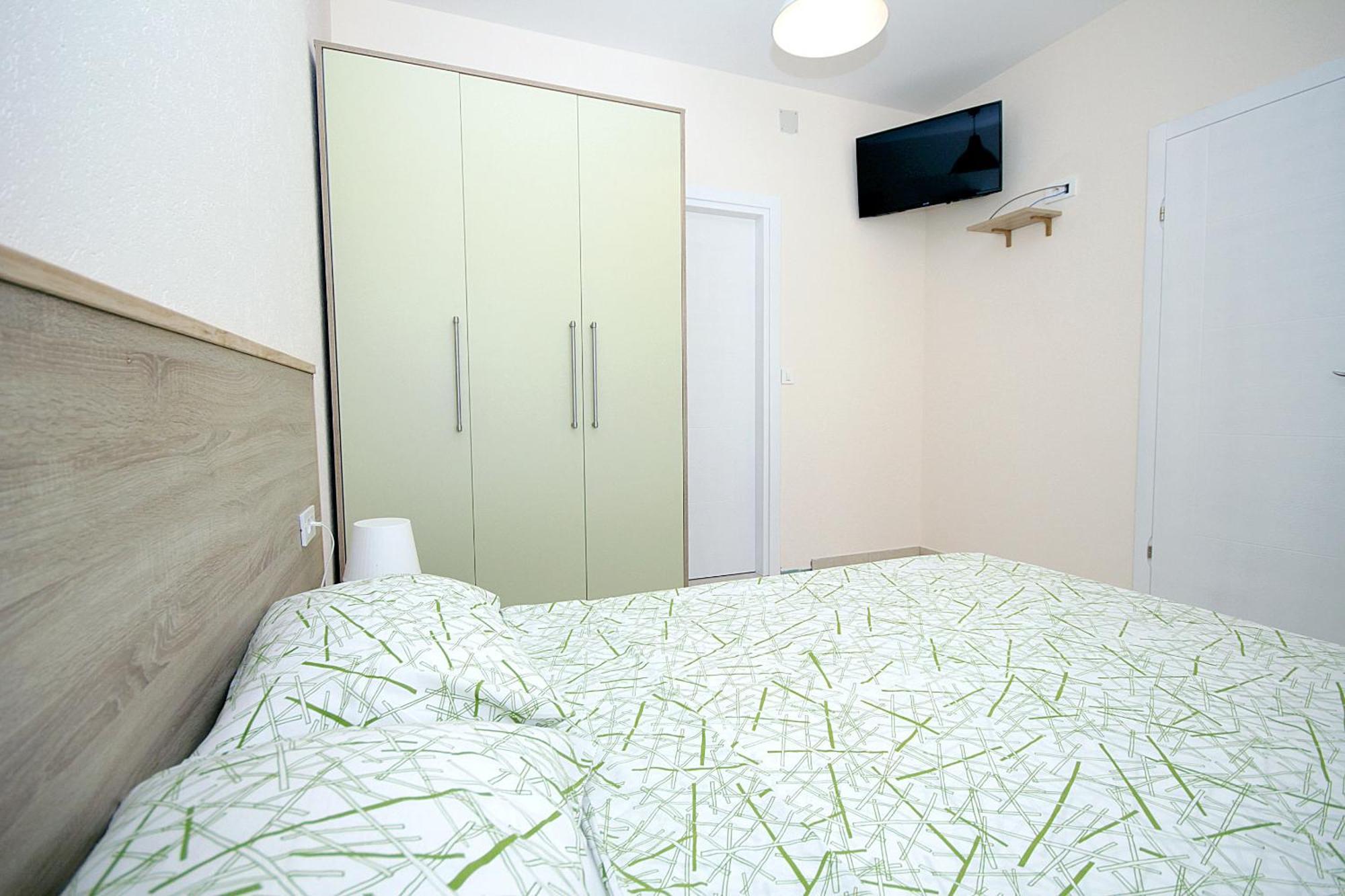 Apartments Oktopus ซูโตมอเร ภายนอก รูปภาพ