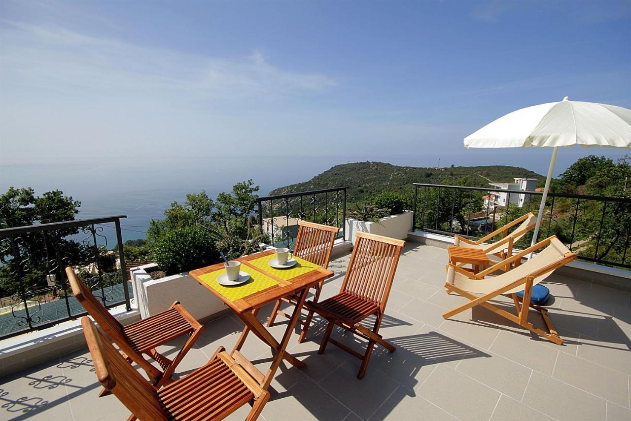 Apartments Oktopus ซูโตมอเร ภายนอก รูปภาพ